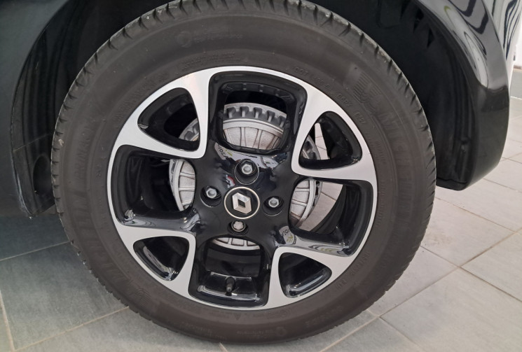 Renault Twingo  III 0.9 TCe 95 INTENS  EDC6 - CARPLAY - SUIVI RENAULT - 