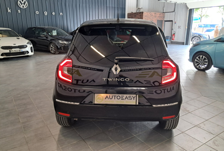 Renault Twingo  III 0.9 TCe 95 INTENS  EDC6 - CARPLAY - SUIVI RENAULT - 