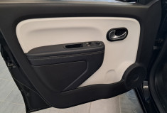 Renault Twingo  III 0.9 TCe 95 INTENS  EDC6 - CARPLAY - SUIVI RENAULT - 