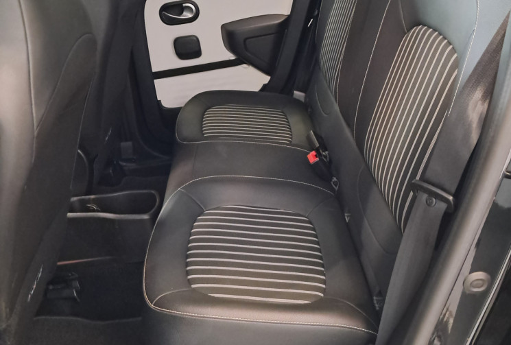 Renault Twingo  III 0.9 TCe 95 INTENS  EDC6 - CARPLAY - SUIVI RENAULT - 