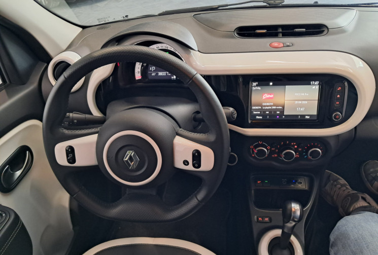 Renault Twingo  III 0.9 TCe 95 INTENS  EDC6 - CARPLAY - SUIVI RENAULT - 