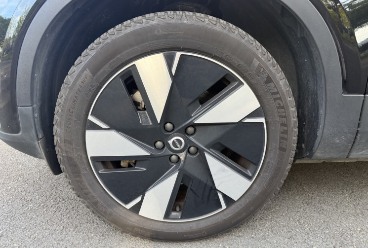 Volvo XC40 C40 RECHARGE 238 69 KWH 1EDT START