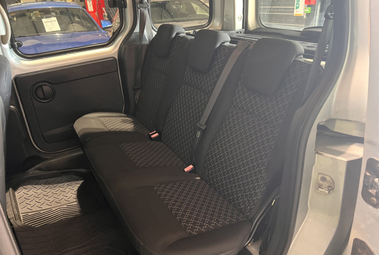 Renault Kangoo 1.5 DCI 90 CH BVM5 AUTHENTIQUE / 5 PLACES