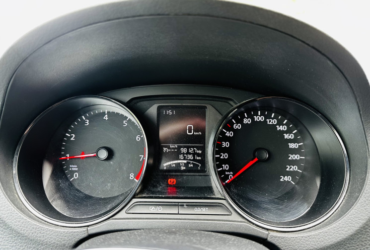 Volkswagen Polo 1.0 75ch Trendline 1ère main Régulateur / Climatisation