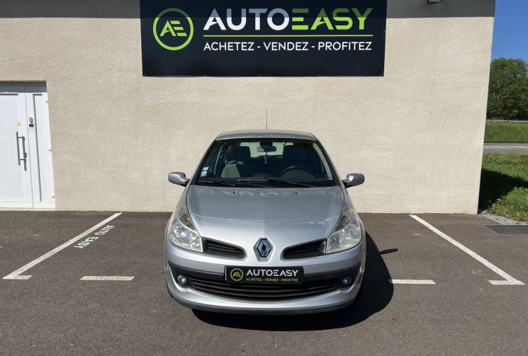 Renault Clio III 5 Portes 1.5 dCi 86 cv