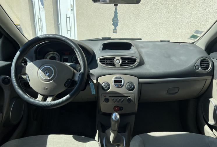 Renault Clio III 5 Portes 1.5 dCi 86 cv