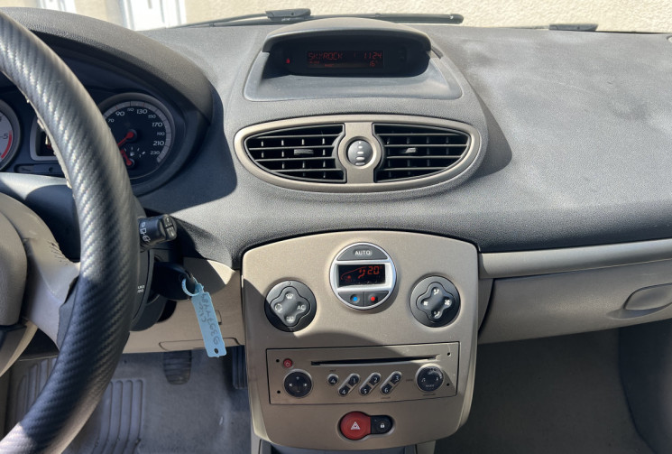 Renault Clio III 5 Portes 1.5 dCi 86 cv