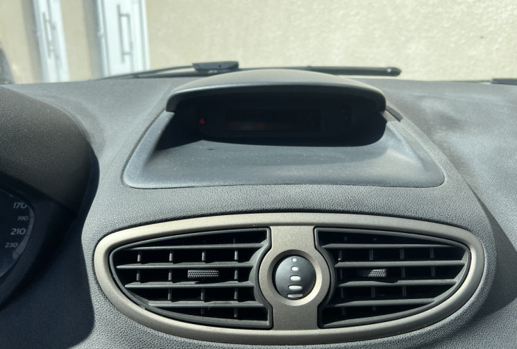 Renault Clio III 5 Portes 1.5 dCi 86 cv