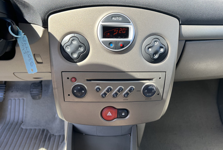 Renault Clio III 5 Portes 1.5 dCi 86 cv