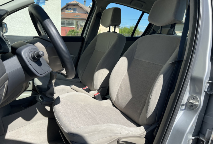 Renault Clio III 5 Portes 1.5 dCi 86 cv