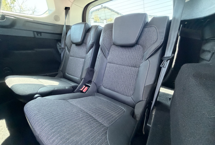 Renault GRAND SCENIC 1.3 TCE / 140 CH 