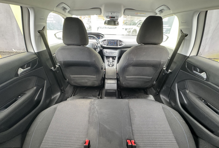 Peugeot 308 II Phase II 1.5 BlueHDi 16V EAT8 S&S 130 cv // Boîte automatique