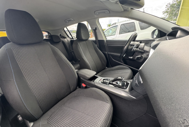 Peugeot 308 II Phase II 1.5 BlueHDi 16V EAT8 S&S 130 cv // Boîte automatique