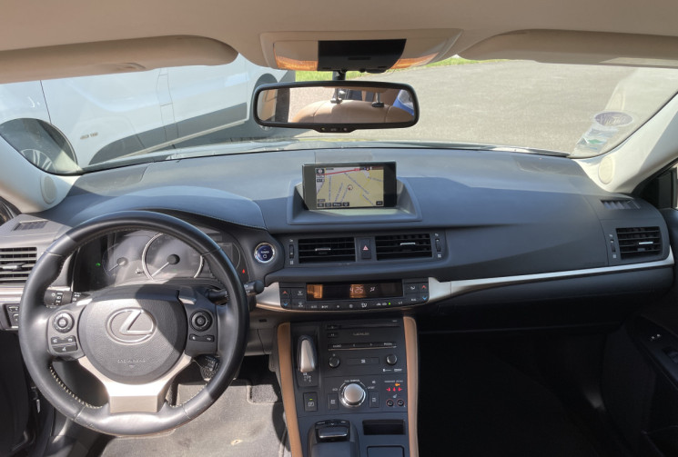 Lexus CT Ph 2 1.8 VVTi 136 CV  BVA  E-CVT HYBRID LUXE