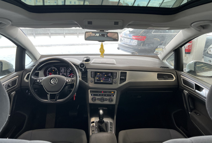 Volkswagen GOLF SPORTSVAN  1.6 TDI / Toit ouvrant / Faible KM