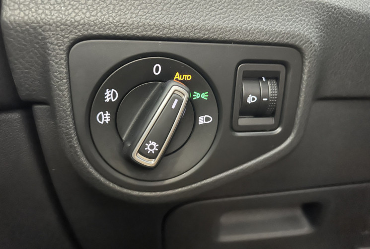 Volkswagen GOLF SPORTSVAN  1.6 TDI / Toit ouvrant / Faible KM