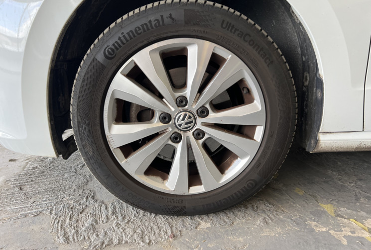 Volkswagen GOLF SPORTSVAN  1.6 TDI / Toit ouvrant / Faible KM