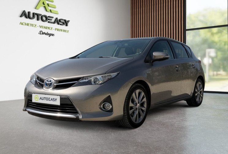 Toyota AURIS 1.8 HYBRID 136H CONNECT