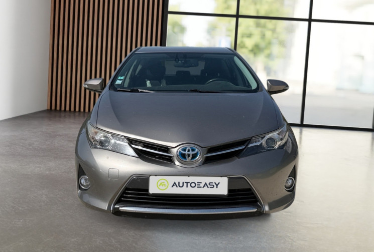 Toyota AURIS 1.8 HYBRID 136H CONNECT