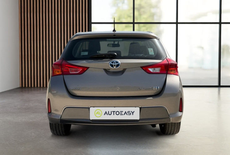 Toyota AURIS 1.8 HYBRID 136H CONNECT