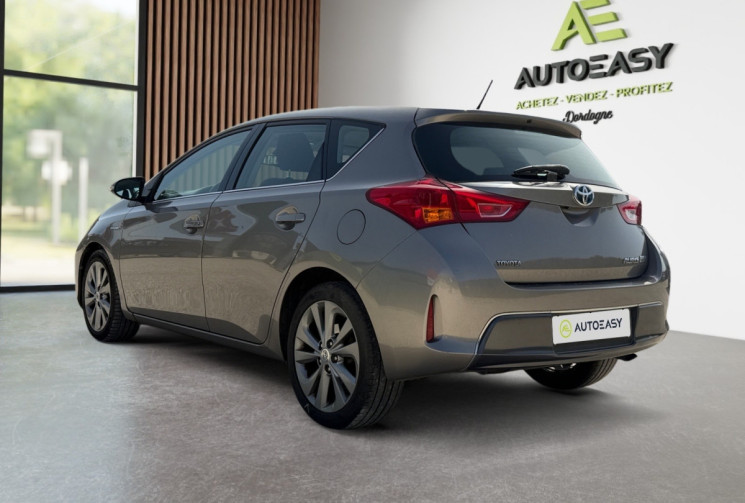 Toyota AURIS 1.8 HYBRID 136H CONNECT / SUIVI TOYOTA