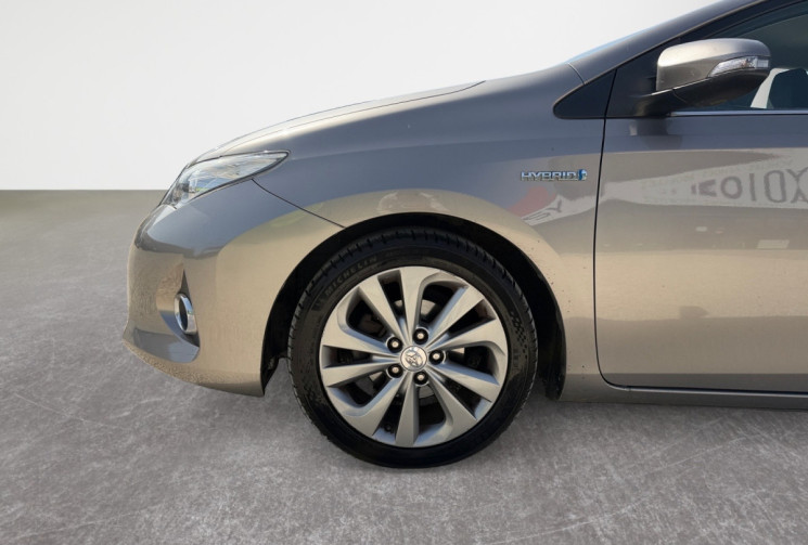 Toyota AURIS 1.8 HYBRID 136H CONNECT