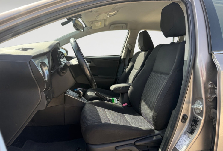 Toyota AURIS 1.8 HYBRID 136H CONNECT