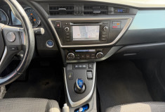 Toyota AURIS 1.8 HYBRID 136H CONNECT