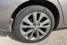 Toyota AURIS 1.8 HYBRID 136H CONNECT / SUIVI TOYOTA