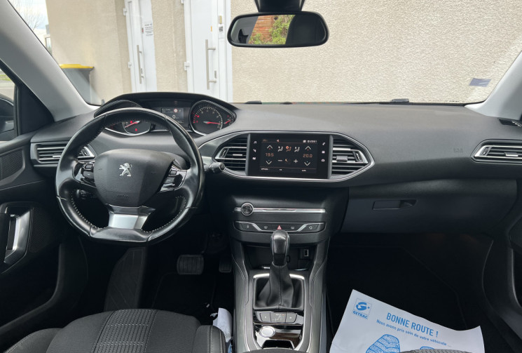 Peugeot 308 II (T9) Phase II 1.2 THP Puretech EAT6 130 cv Boîte auto ALLURE