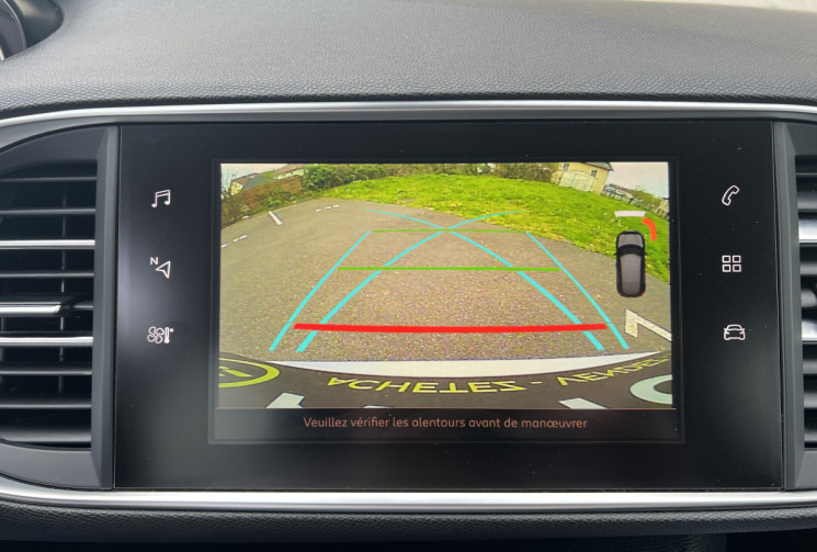 Peugeot 308 II (T9) Phase II 1.2 THP Puretech EAT6 130 cv Boîte auto ALLURE