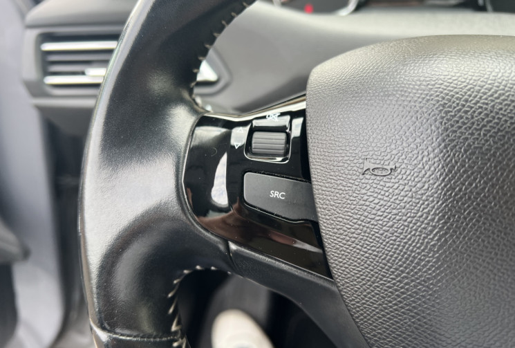 Peugeot 308 II (T9) Phase II 1.2 THP Puretech EAT6 130 cv Boîte auto ALLURE