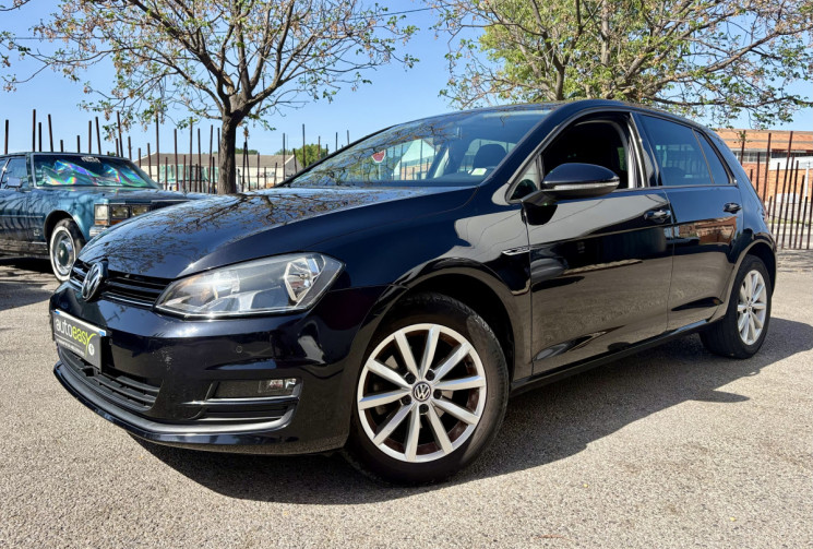 Volkswagen Golf VII 7 Lounge 1.2 TSI / entretenue / distri OK / 4 portes / BM6