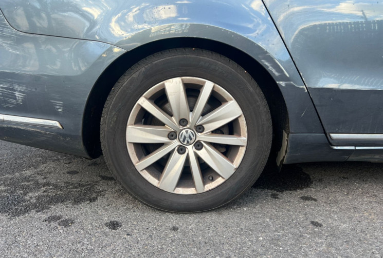 Volkswagen Passat  B7 SW 1.6 TDI 16V Bluemotion 105 cv