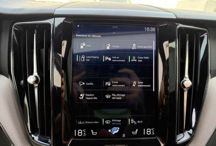 Volvo XC60 2.0L T8 407cH 320 TWIN-ENGINE PHEV HYBRID R-DESIGN AWD GEARTRONIC Toit ouvrant*carplay