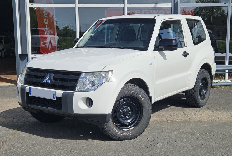 Mitsubishi Pajero IV 3.2 DID 200 4X4 3P BVM