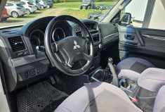 Mitsubishi Pajero IV 3.2 DID 200 4X4 3P BVM