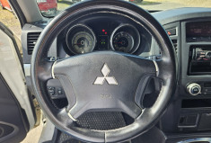 Mitsubishi Pajero IV 3.2 DID 200 4X4 3P BVM