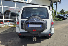 Mitsubishi Pajero IV 3.2 DID 200 4X4 3P BVM