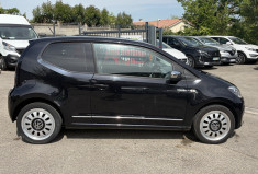 Volkswagen up! 1.0 / 75 CH / BLACK UP