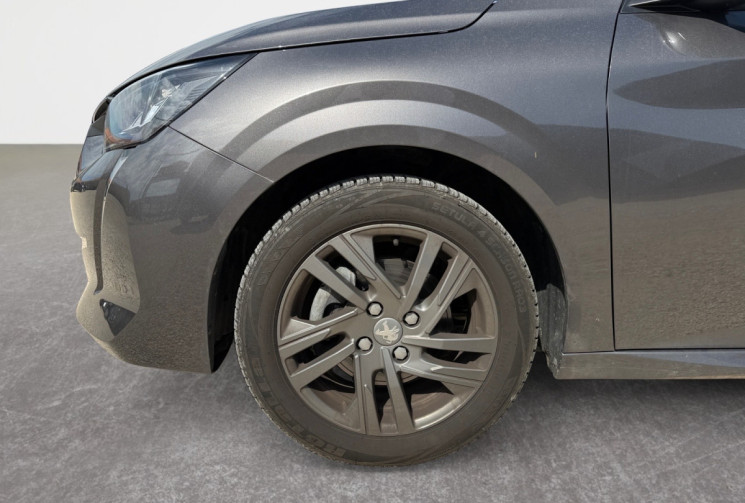 Peugeot 208 1.2 PURETECH 100 STYLE / ATTELAGE 