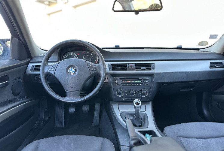 BMW Série 3 (E90) Berline 318d 2.0 d 143 cv