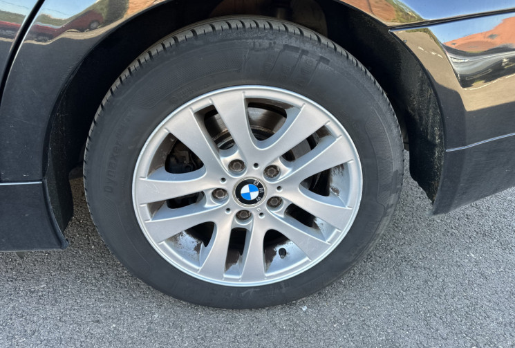 BMW Série 3 (E90) Berline 318d 2.0 d 143 cv