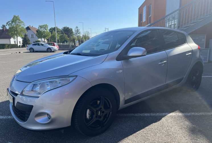 Renault Megane 1.5 dCi 110 Bvm6  Tomtom