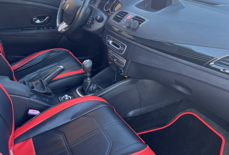 Renault Megane 1.5 dCi 110 Bvm6  Tomtom