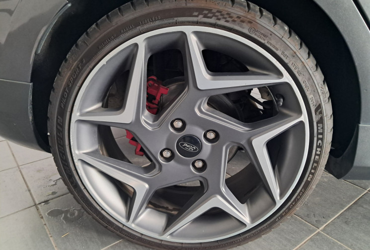 Ford Fiesta  V 1.5 200 ST-PLUS PACK PERFORMANCE - CARPLAY- TOIT PANO- SUIVI ENTRETIEN - CT VIREGE -