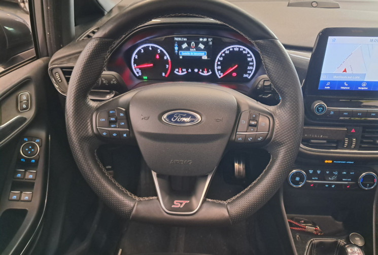 Ford Fiesta  V 1.5 200 ST-PLUS PACK PERFORMANCE - CARPLAY- TOIT PANO- SUIVI ENTRETIEN - CT VIREGE -