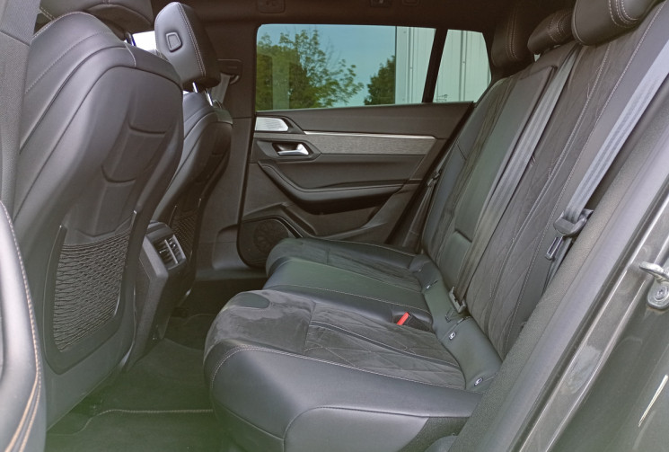 Peugeot 508 SW  1,6 225 ch EAT8 GT *Toit Ouvrant 