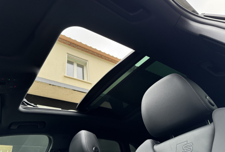 Audi Q3 S-line 35 TDi 150 S-Tronic7 / Toit ouvrant / Camera / Carplay / Sieges chauffants / TVA