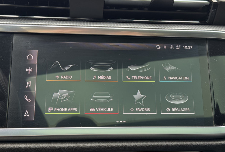 Audi Q3 S-line 35 TDi 150 S-Tronic7 / Toit ouvrant / Camera / Carplay / Sieges chauffants / TVA